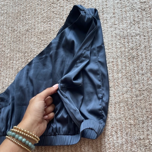 Super down Eileen Blue Satin Crop Top One Shoulder - Picture 4 of 8